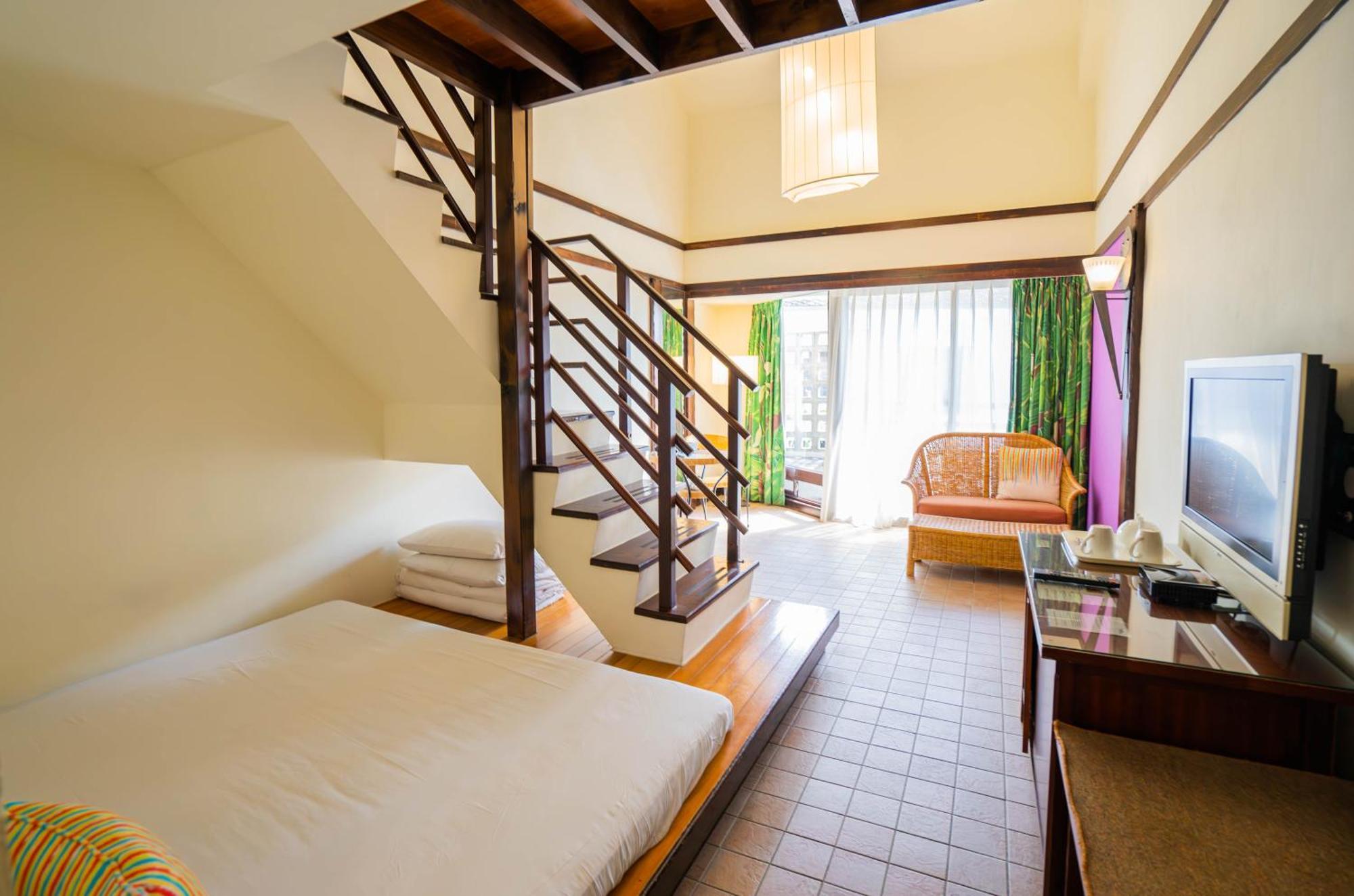 Yoho Beach Resort Kenting Heng-ch'un Exterior foto A room at the hotel
