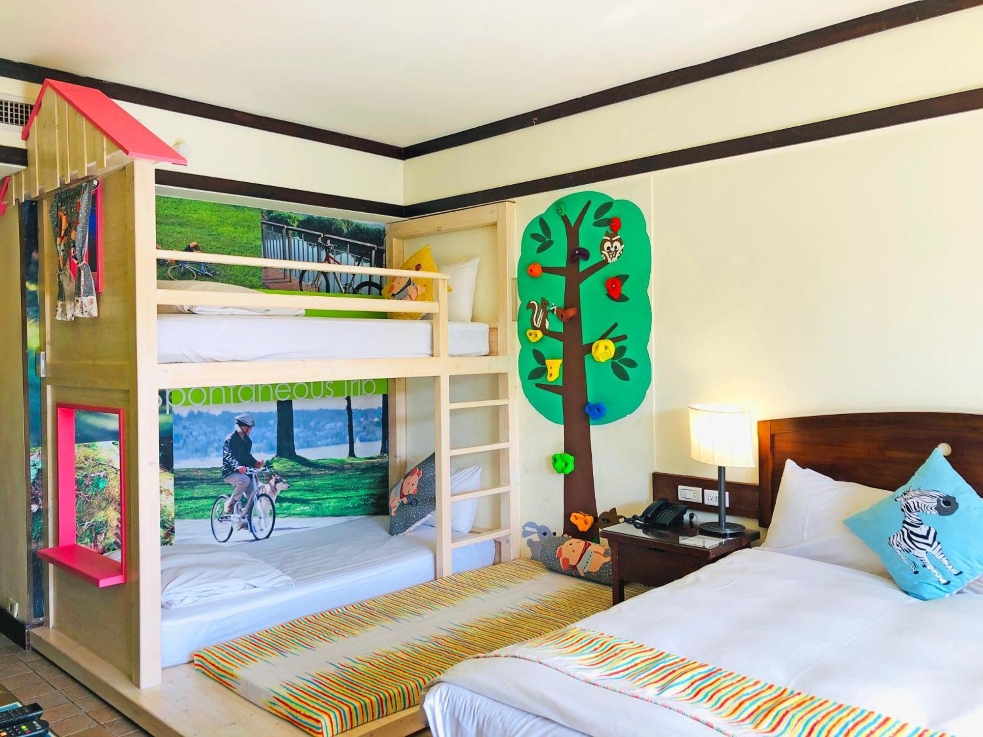 Yoho Beach Resort Kenting Heng-ch'un Exterior foto A room at Legoland Hotel